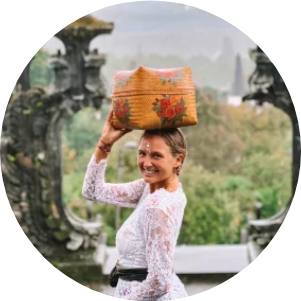 Ally Griffin - Asana - Yoga Teacher Training Team Ally Griffin - Asana - Yoga Teacher Training Team
